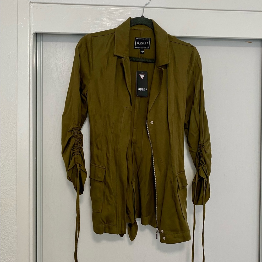 Guess Shacket - Picture 2 of 6